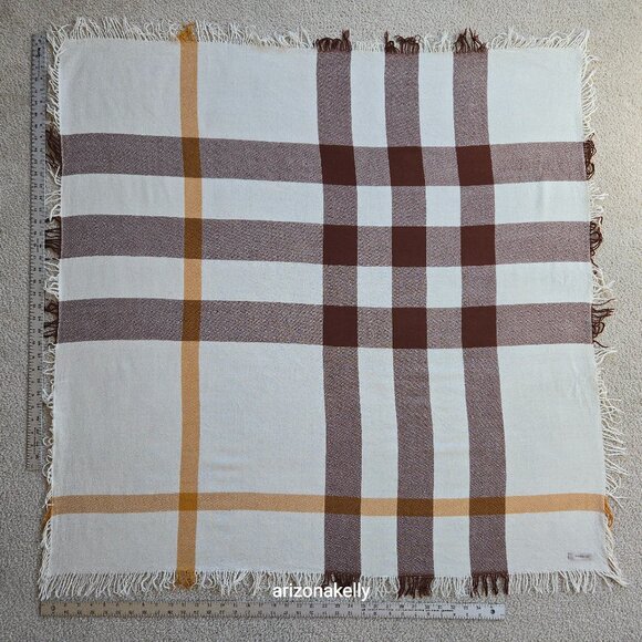 NWOT Burberry Merino Wool Square Scarf with Fringe Tan Brown & Cream - Picture 5 of 14
